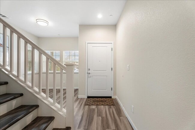 Photo - 6200 Fowler Ave