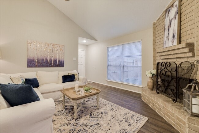 Photo - 6714 Mistflower Ln