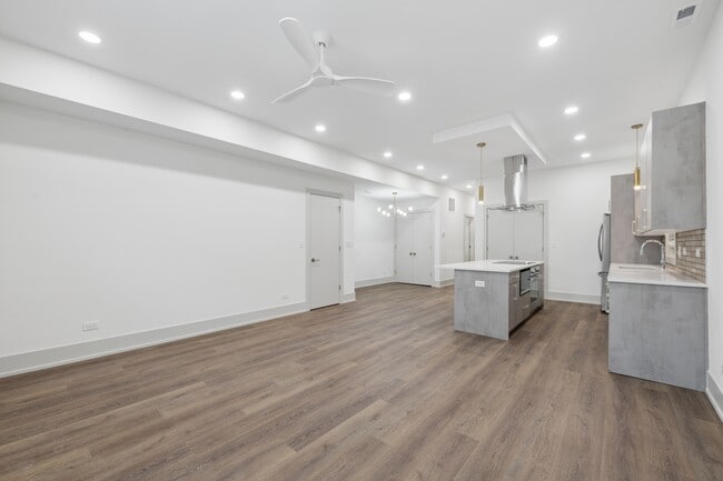 Photo - 2719 W St Georges Ct Unit 1