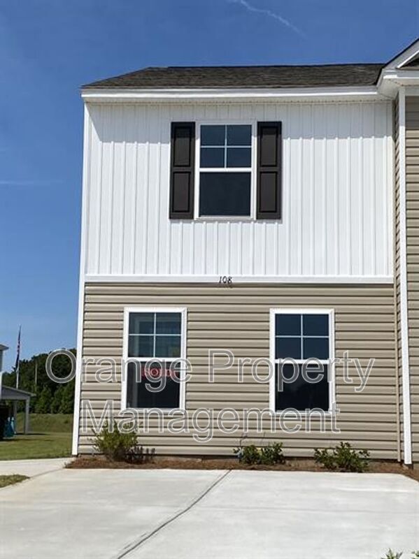 Photo - 108 Adger Rd