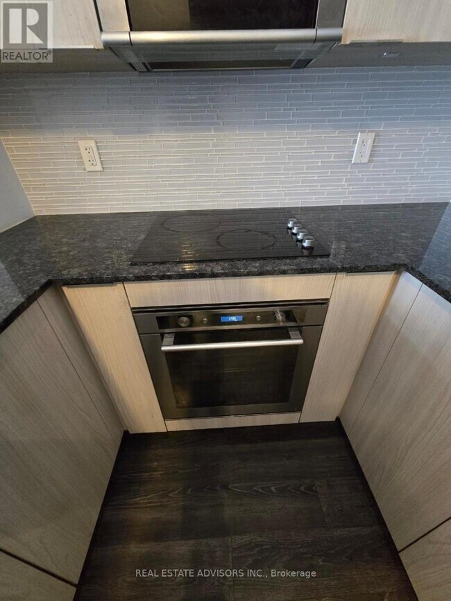 Photo - 99 Eagle Rock Way Unité 222