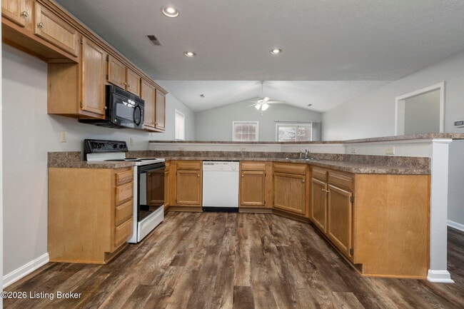 Photo - 8815 Woodpointe Blvd