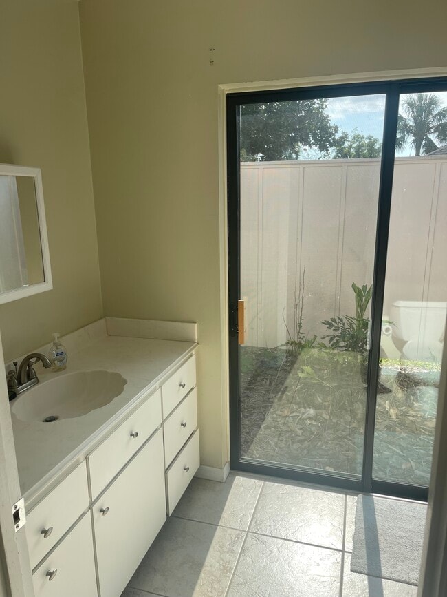 Photo - 1775 Hannah Dr