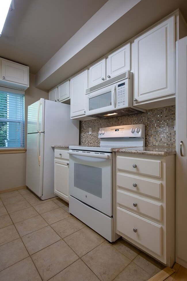 Photo - 5551 Lakemont Blvd SE Unit 1101