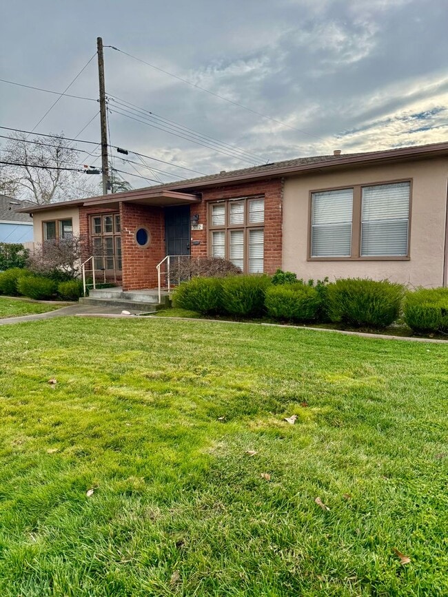 Photo - JSTREET5712-5716 Unidad 5716