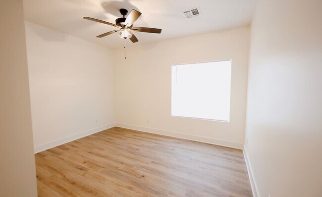 Photo - 509 Briarbrook Ln Unit 509 E Briarbrook Lane