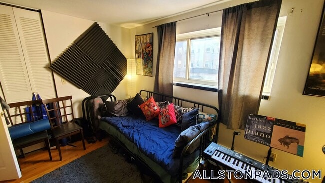 Photo - 245 Kelton St Unit 24