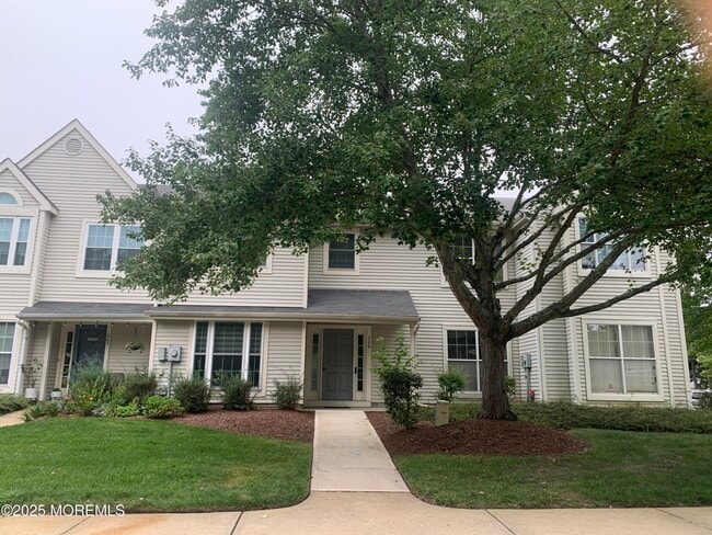 Building Photo - 248 Larchwood Ct