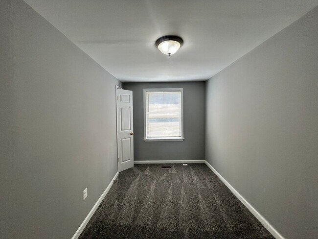Photo - 3207 Ingleside Ave