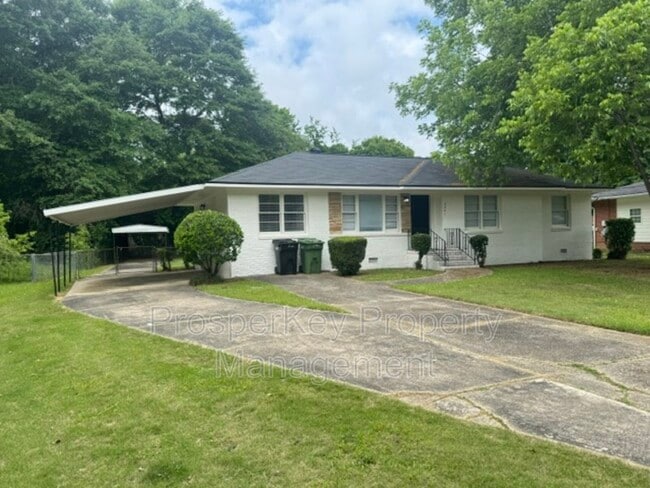 Photo - 2241 Japonica Dr