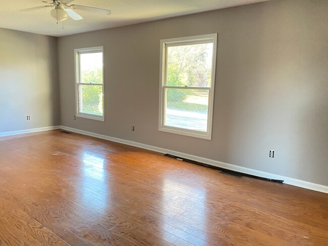 Photo - 1306 Baxter St