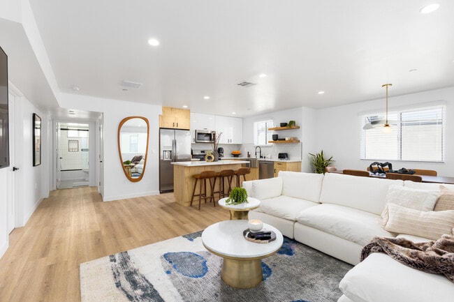 Photo - 1414 S Orange Dr Unit 1414