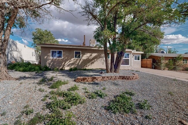 Photo - NE 3 bedroom 1 bath 1348/sf