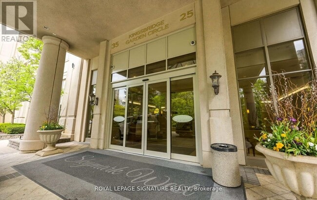 Photo - 25 Kingsbridge Garden Cir Unit 1126