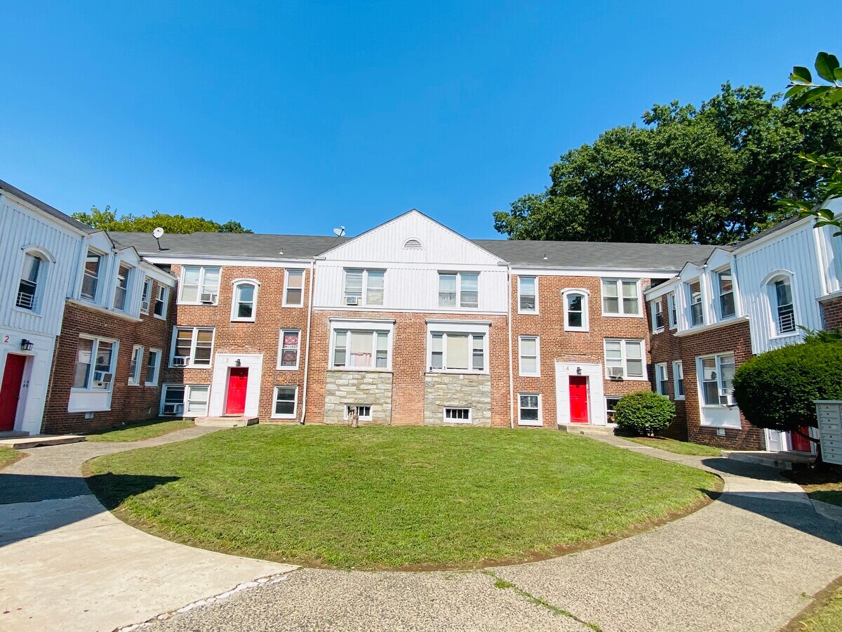 Photo - 194 Park Ave Apartments Unit 1B1