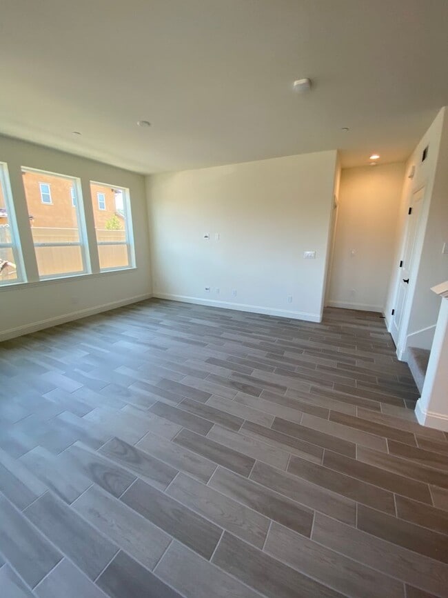 Photo - Modern Dog Friendly Town-home in the Orcutt Hills