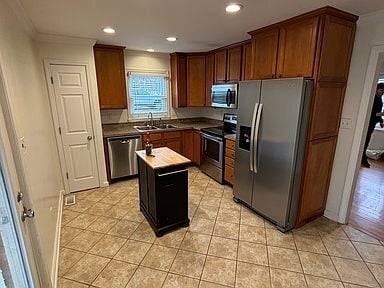 Photo - 3564 Camelot Dr
