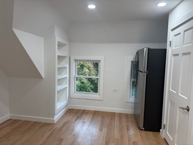 Photo - 263 Hawley Ave Unit 3rd Floor
