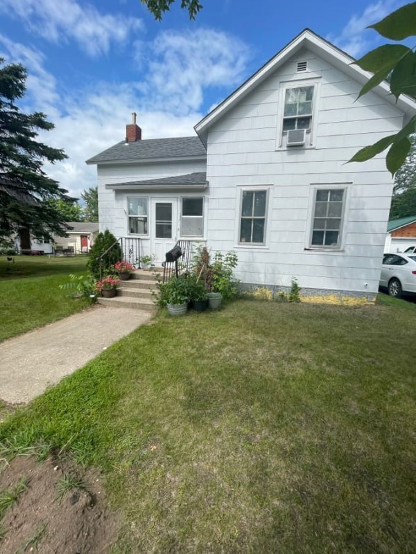 Photo - 440 SW 4th St