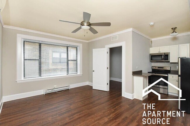 Photo - 817 W Lakeside Pl Unit 106