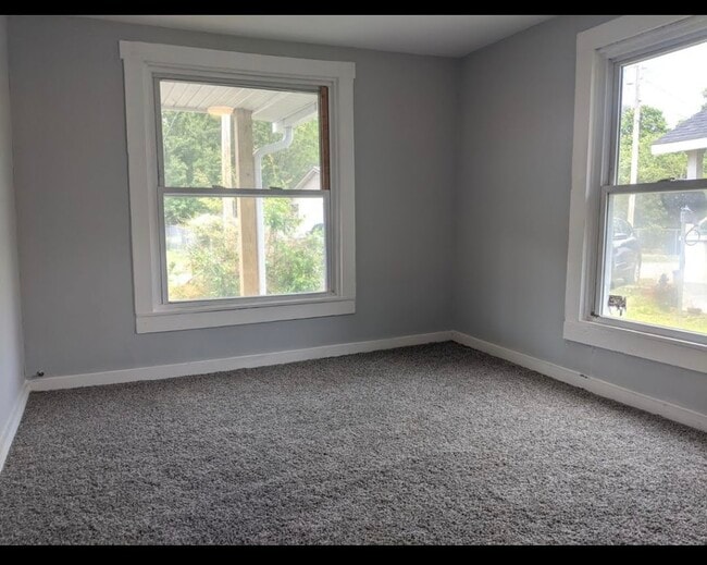Photo - 506 Reavis St