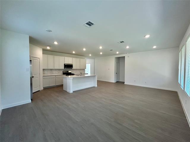 443 Ridge Dr