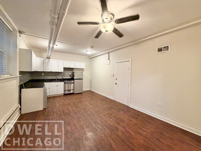 Photo - 2121 N Dayton St Unit 1B