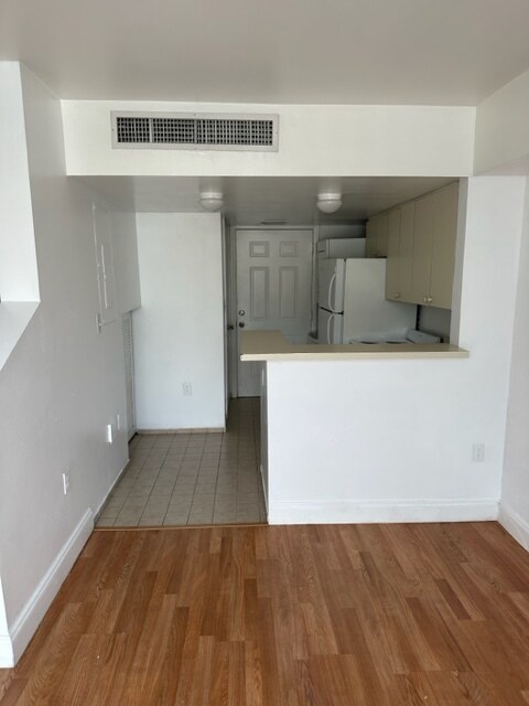 Photo - 450 SW 3rd St Unit 1