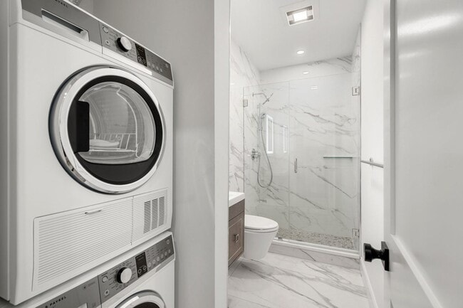 Photo - 18 Grove St Unidad 4