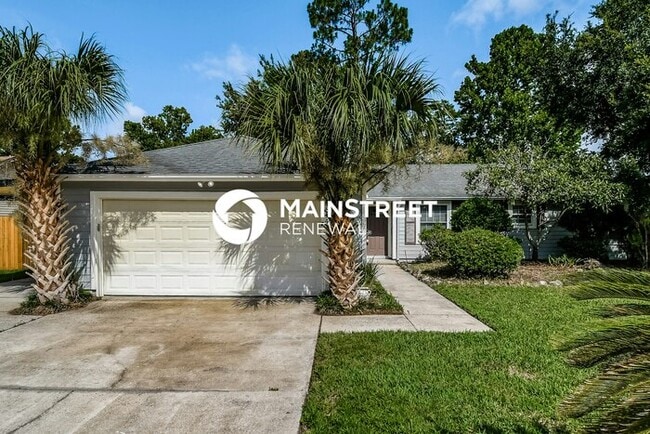 Building Photo - 3 Bedroom Pet-Friendly Home in Jacksonville, FL with Main Street Renewal