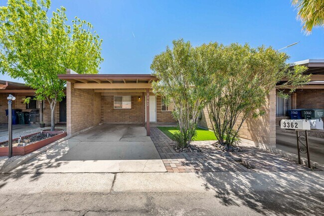 Photo - Fort Lowell Town Home