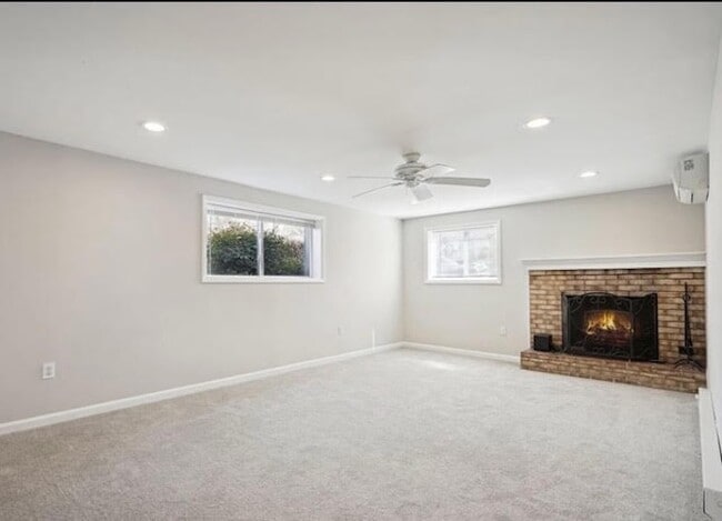 2605 Redmiles Dr