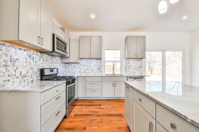 Photo - Beautiful Newer Construction Home