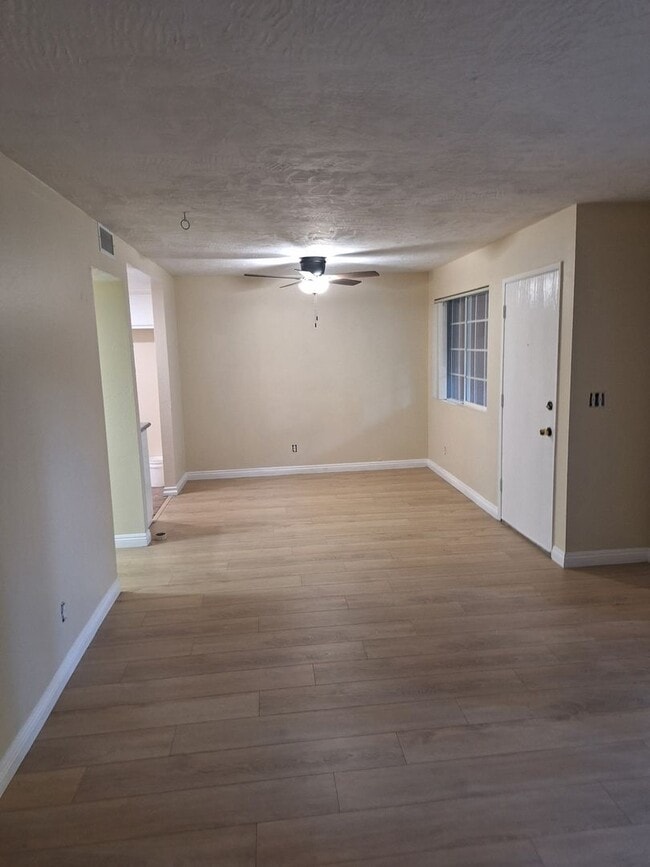 Photo - 1249 Edwards St Unidad 30