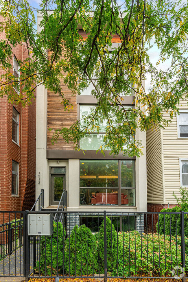 Building Photo - 1512 W Chestnut St Rental