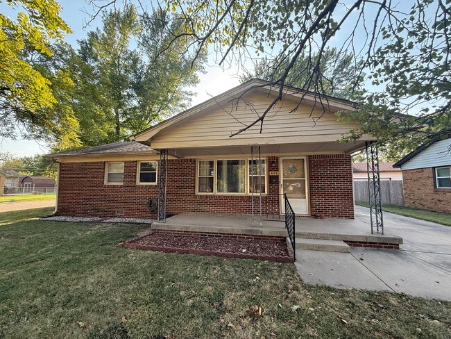Photo - 445 S Kokomo Ave