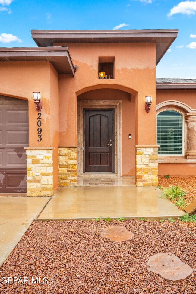 Photo - 2093 Charles Horak