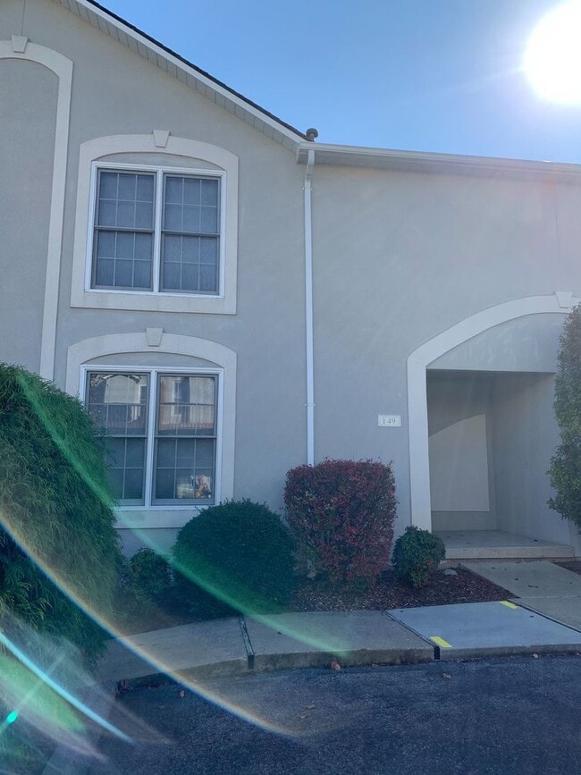 3 Bedroom / 2.5 Bath Condo Johnson City, TN - 3 Bedroom / 2.5 Bath Condo  Johnson City, TN Unit 149