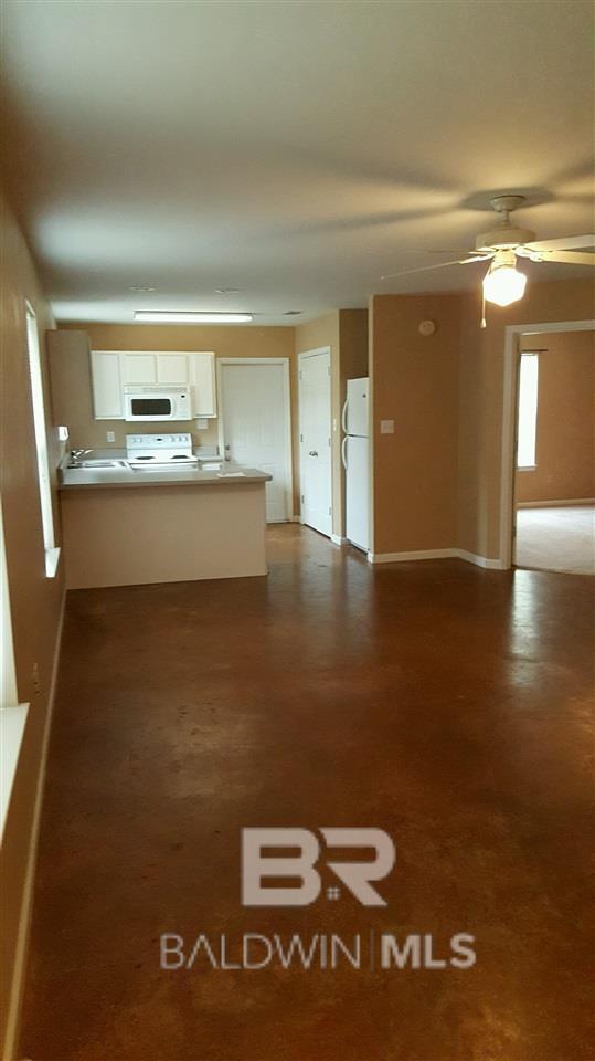 Photo - 18390 W Hammond St