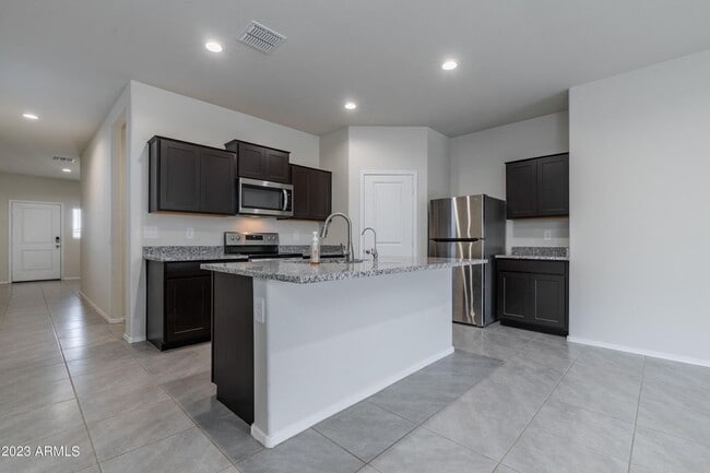 Photo - 5206 Gummite Dr