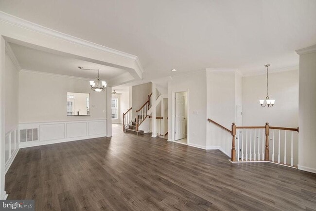 Building Photo - 5635 Sheals Ln