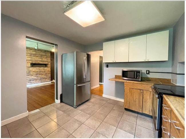 619 Mellon St Unit 1