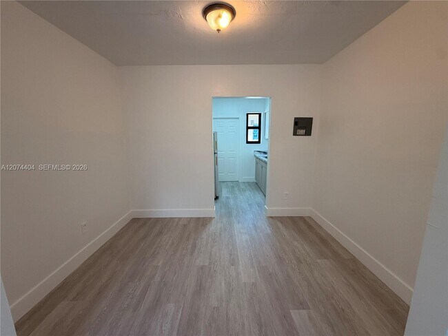 811 81st St Unidad 2