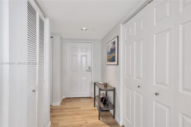 Photo - 1155 Brickell Bay Dr Unit 3011