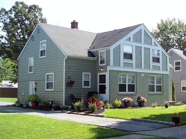 Lincoln Park Duplexes Apartments For Rent in Buffalo, NY | ForRent.com