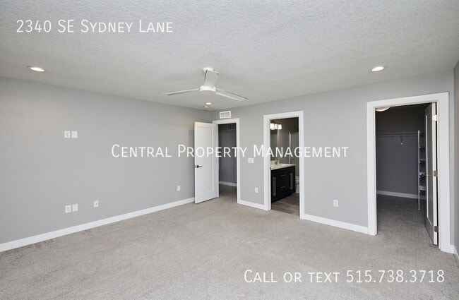 Photo - 2340 SE Sydney Ln