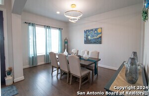 Photo - 10506 Purple Hackett