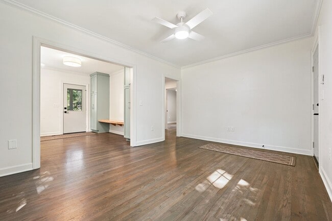 35 Rogerson Dr