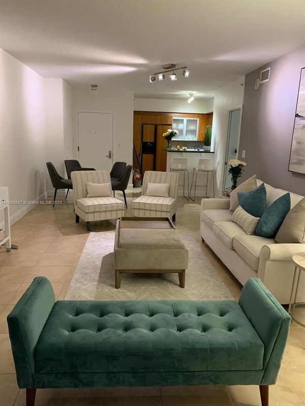 Photo - 335 S Biscayne Blvd