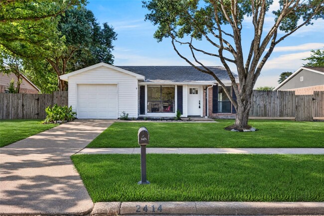 Photo - 24114 4 Sixes Ln